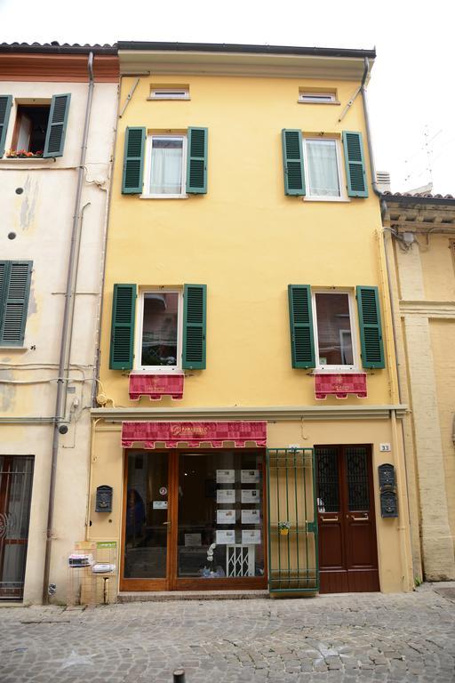 B&B Aurora Domus D'A-Mare Pesaro Exterior foto